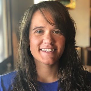 Meet your Posher, Alexis